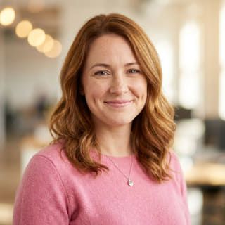 Emily Watson, Head of Customer Support at Deep Yieldwardance